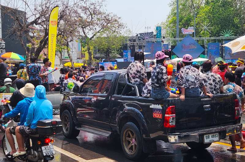 Fiesta del agua durante Songkran en Chiang Mai