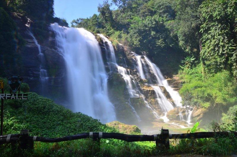 Cascada Wachirathan en Doi Inthanon