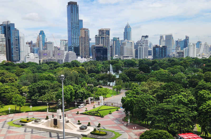 Vistas desde el Roof Garden del Centro Comercial Central Park en Bangkok