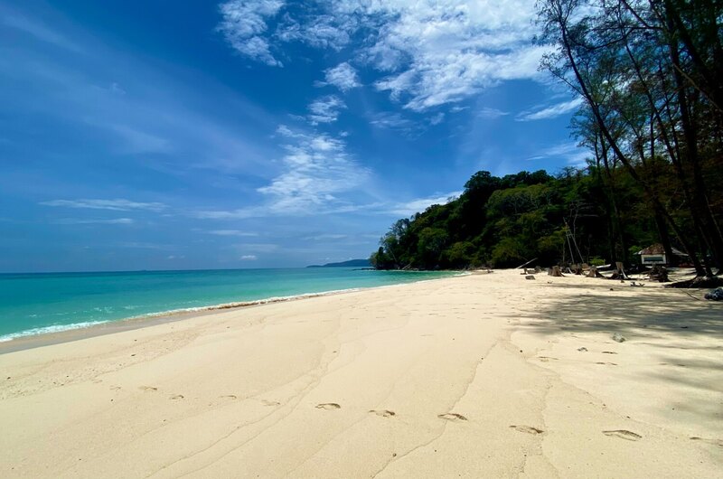 Playa isla de Bambú en Koh Phi Phi
