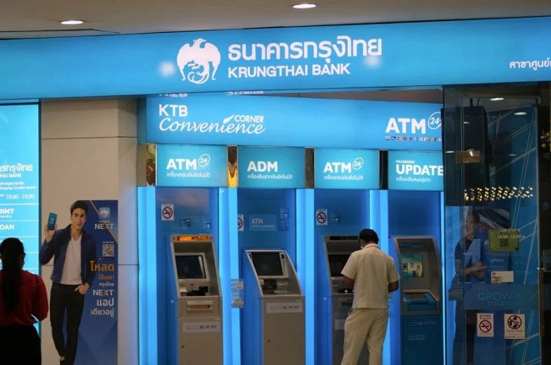 cajero automático en Tailandia sacar dinero con tarjeta