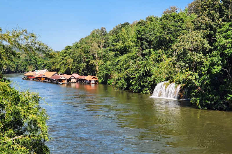 Cascada en el Parque Nacional Sai Yok