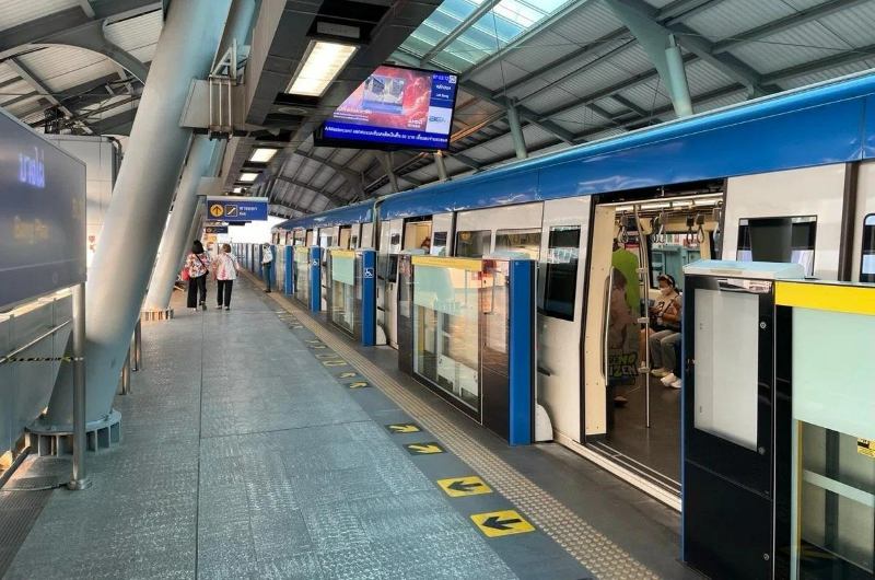 Tren del MRT de Bangkok