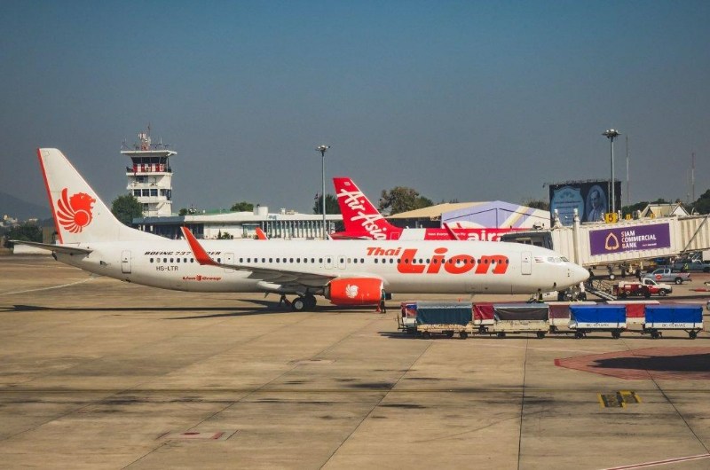 Thai Lion Air en el aeropuerto